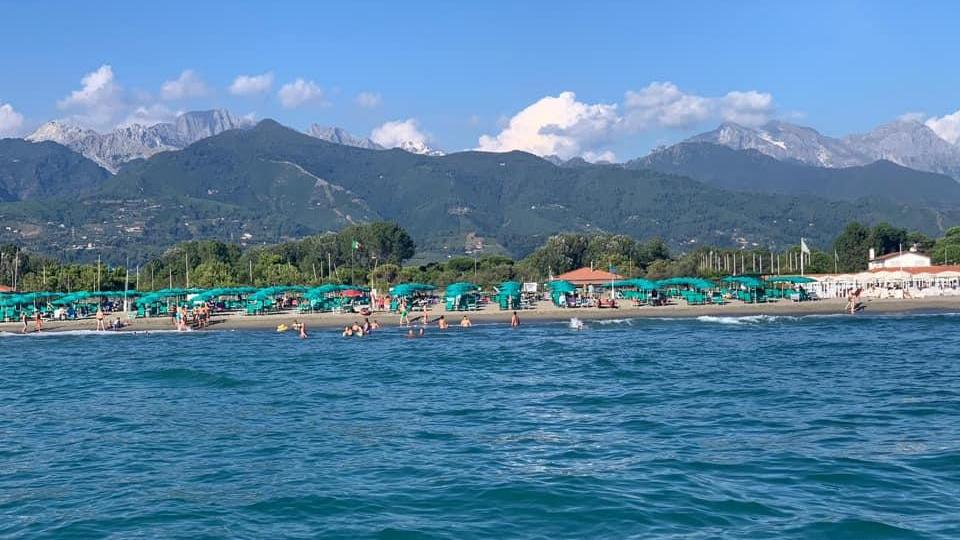 Forte dei Marmi, stabilimenti aperti fino al 1° novembre