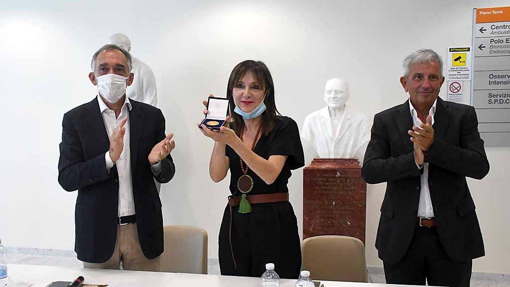 Il Pegaso d’Oro alla sanità apuana. Il racconto dei medici: «Così abbiamo vinto l’emergenza Covid»