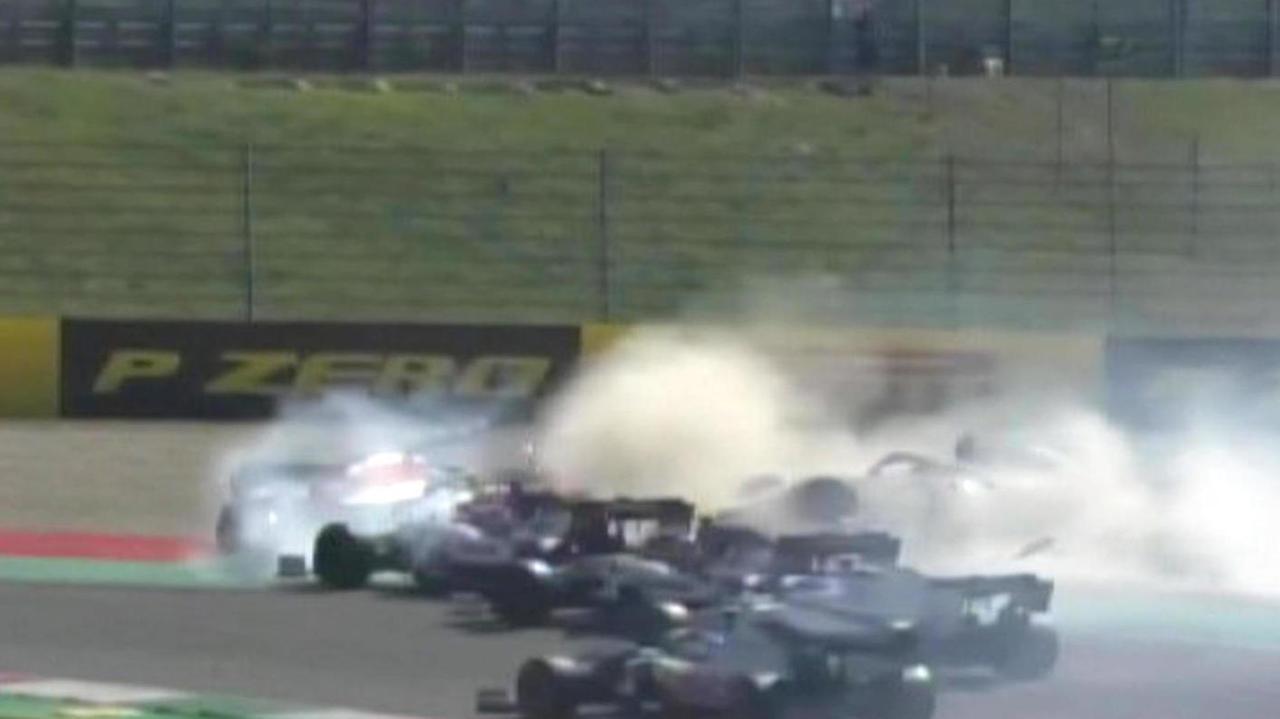 Autoscontro al Mugello: poi c’è Lewis