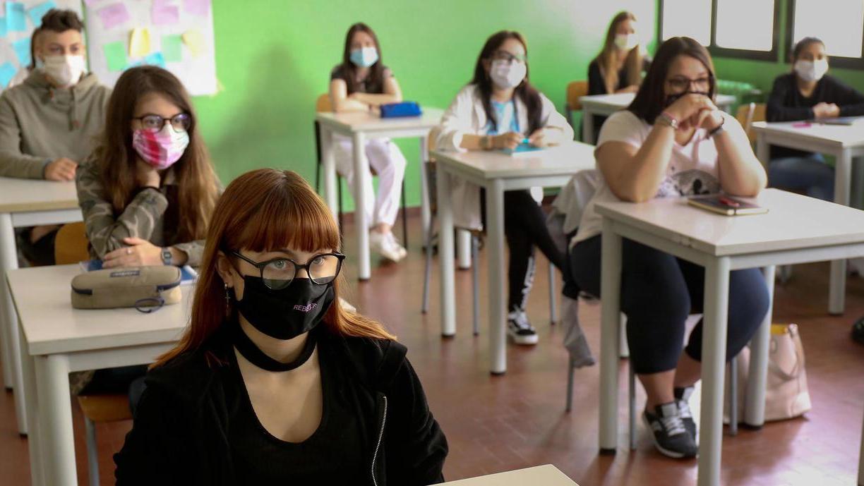 In classe con tante regole da rispettare «Ma i ragazzi così non saranno più soli»