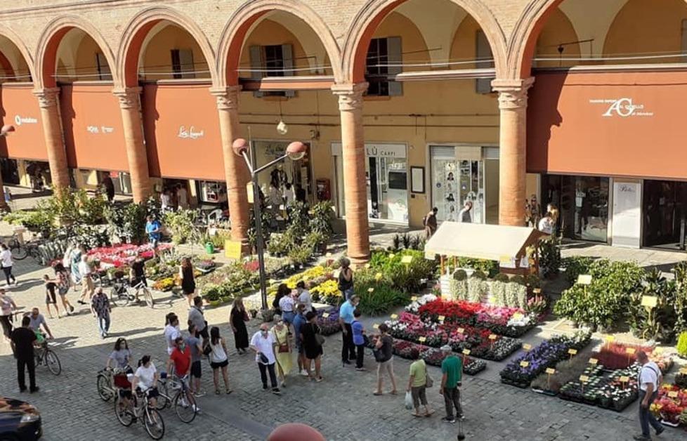 A migliaia per Carpinfiore «Voglia di normalità» 