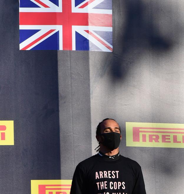 Hamilton è il più forte anche in Toscana Ferrari lontanissime dal podio e in crisi nera 