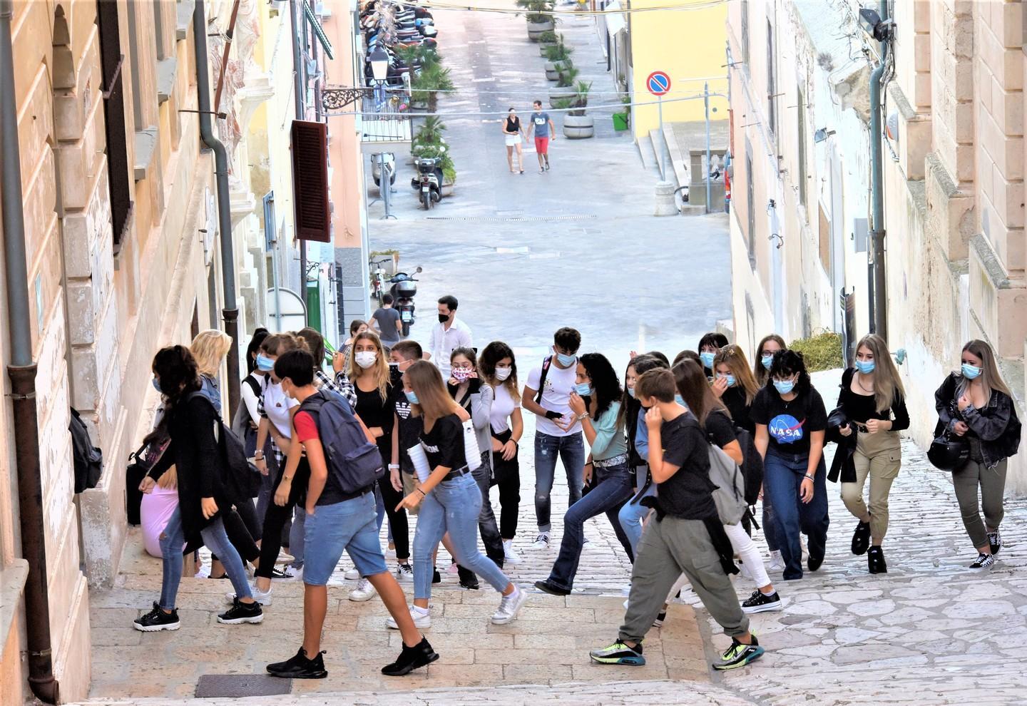 «Ci manca il compagno di banco, ma è bello essere di nuovo in classe» 