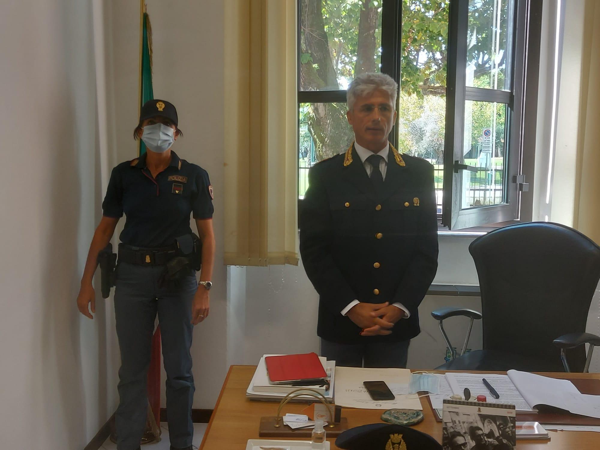 Lo scambiano per l'aggressore di una ragazza, sedicenne pestato dal branco per vendetta