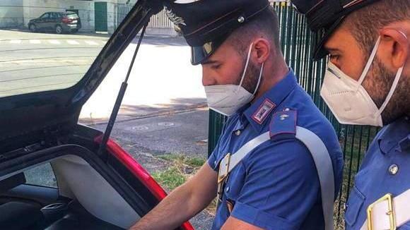 Era in cassa integrazione e spacciava droga