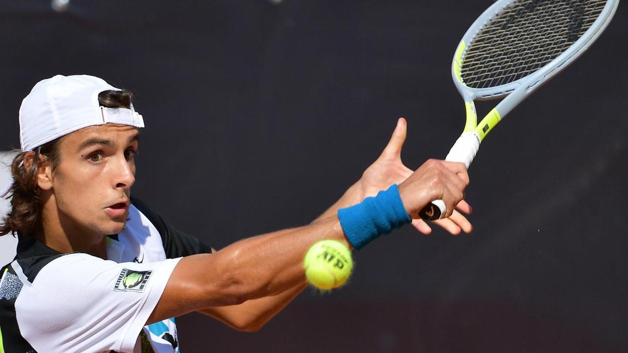 Musetti diventa grande batte Zeppieri e vola nel main draw di Roma