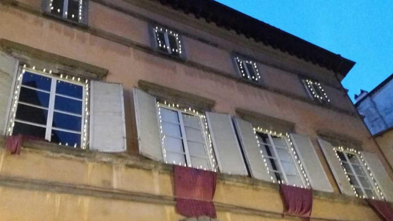 Lumini accesi anche ieri sera