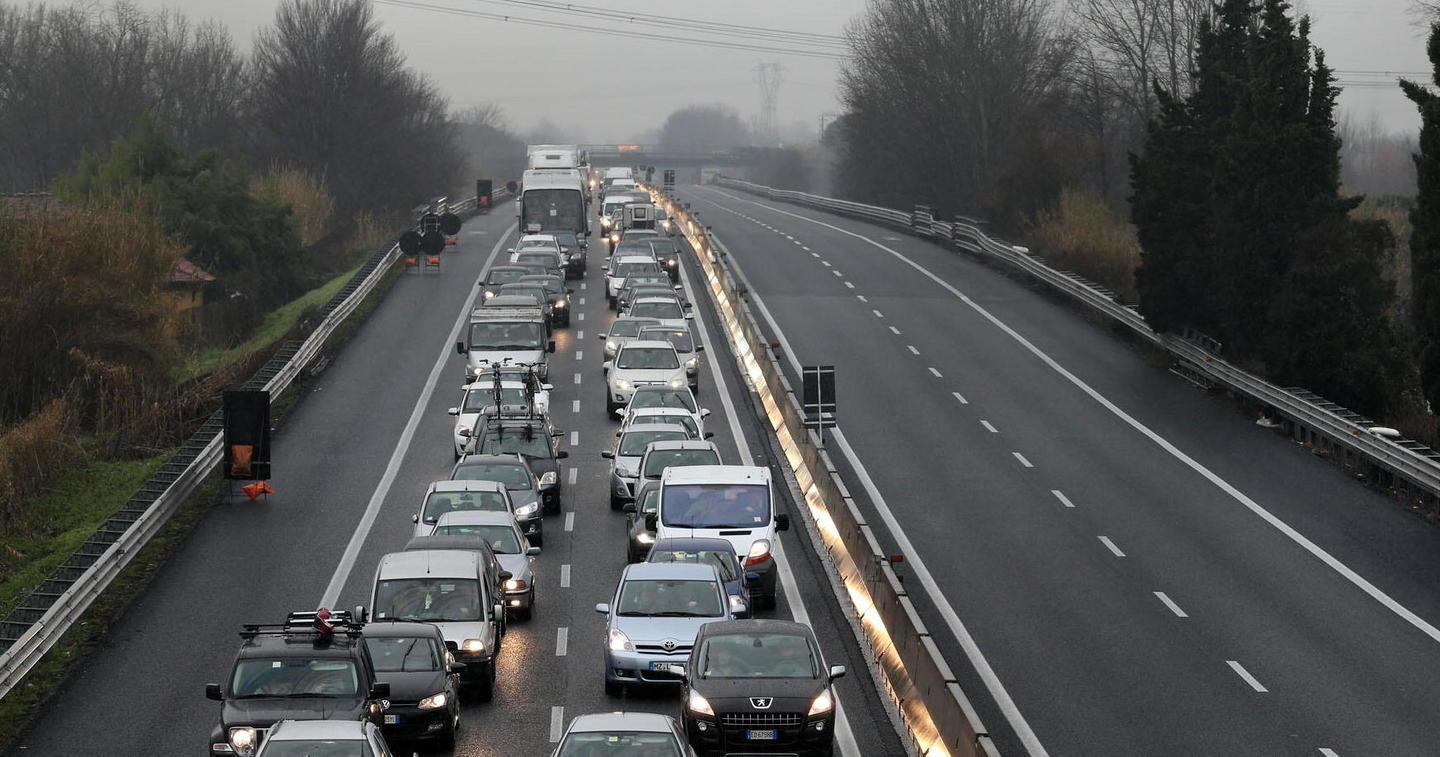 A11 chiusa anche stanotte