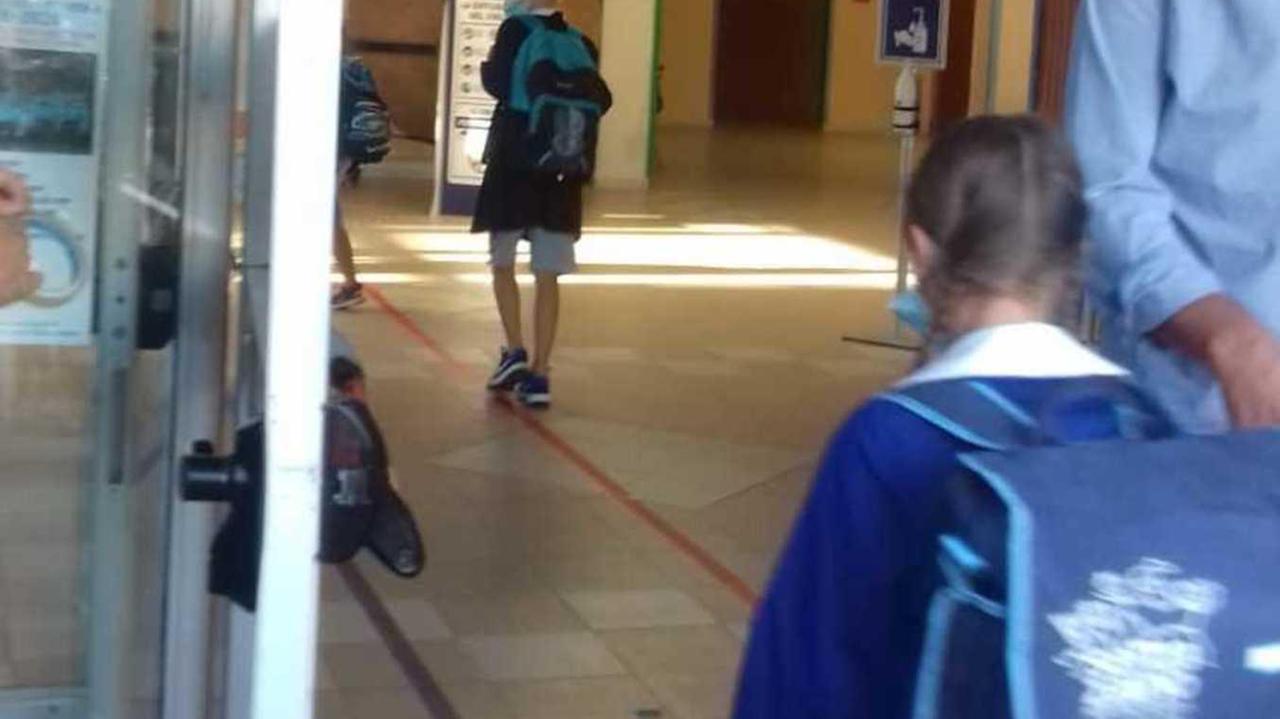 Via le cattedre e un’aula per le emergenze