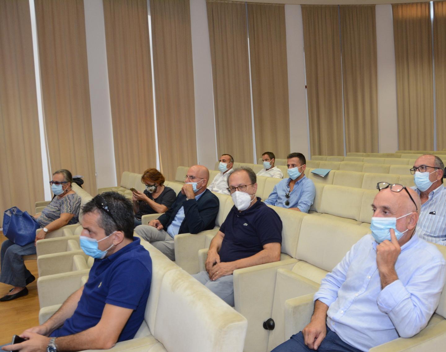 «Dite basta a feste e battesimi» 