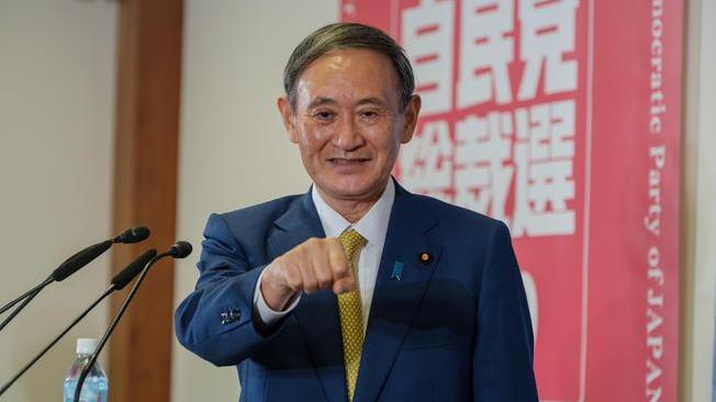Giappone: Yoshihide Suga nominato nuovo premier