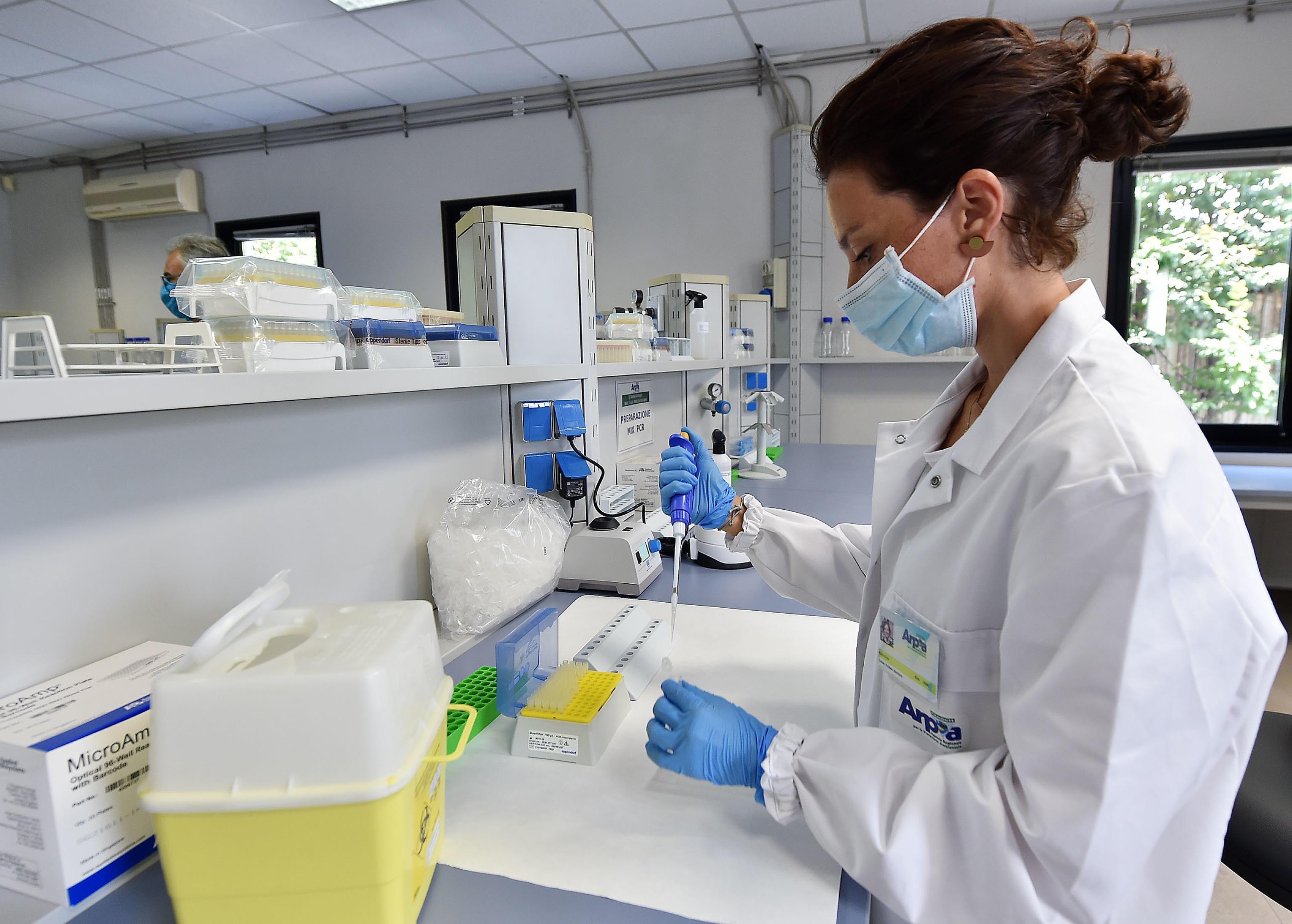 Coronavirus, due ricoveri e 97 nuovi positivi a Reggio Emilia