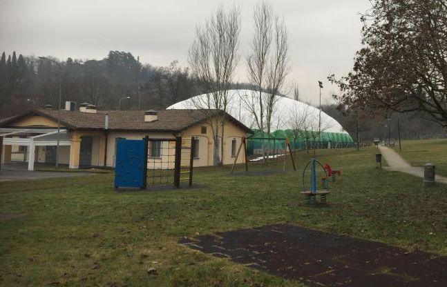 Il “pallone” del parco Lavezza di Albinea