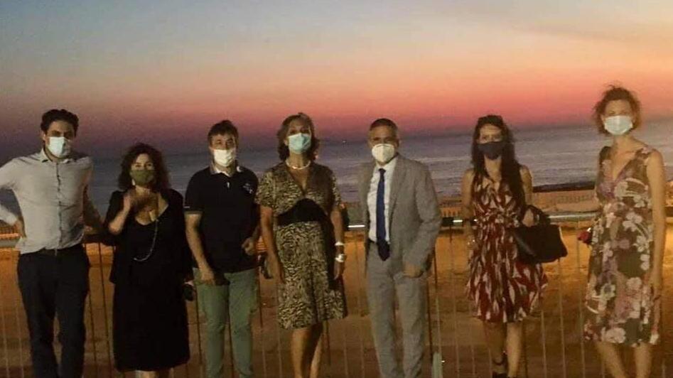 “Un’altra estate” celebra Livorno su una Terrazza color tramonto