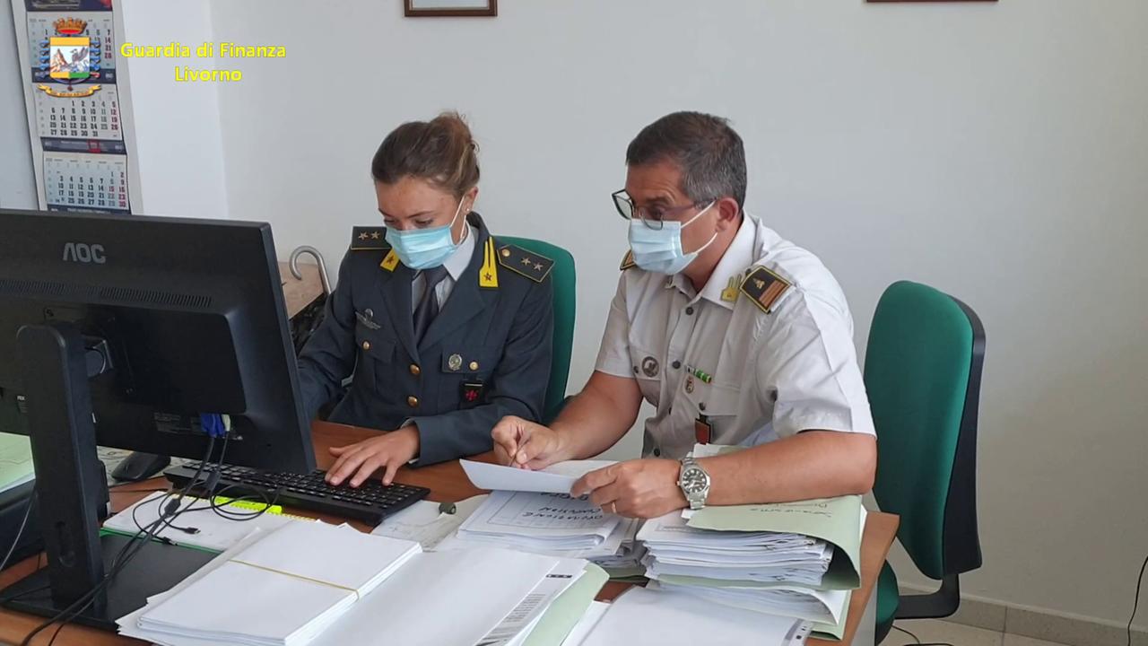 Finanzieri al lavoro