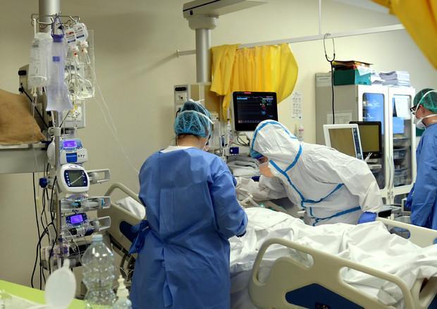 Un reparto di terapia intensiva a Sassari