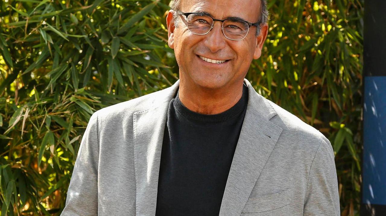 Riparte Carlo Conti, stakanovista della tv: «Tale e Quale show per tutta la famiglia»