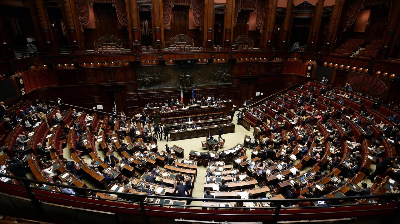 Il numero dei parlamentari sarà ridotto numericamente se passa il Sì