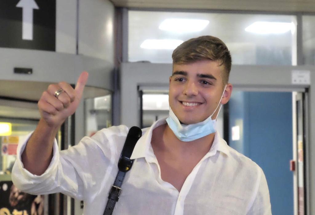 Alessandro Tripaldelli all'aeroporto di Elmas (foto Mario Rosas)
