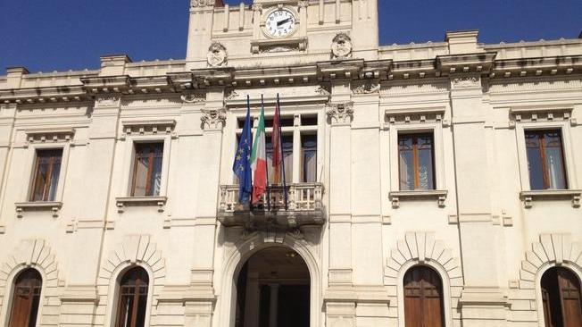 Assenteismo in Comune a Reggio Calabria, condannati in 26 