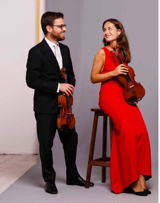 I “Caffè del Giovedì” partono in musica con il duo di violini Zosi-Pellicciari 