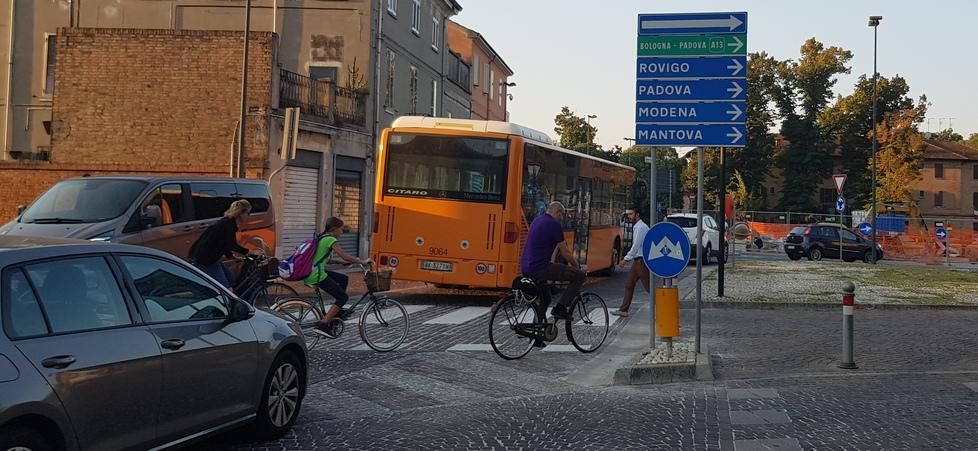 Traffico, superato il test per l’avvio della scuola 