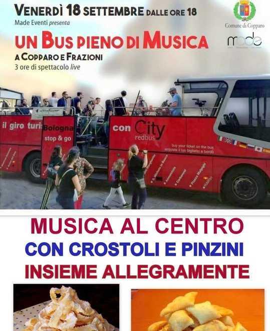 Il bus panoramico porta note nelle piazze 