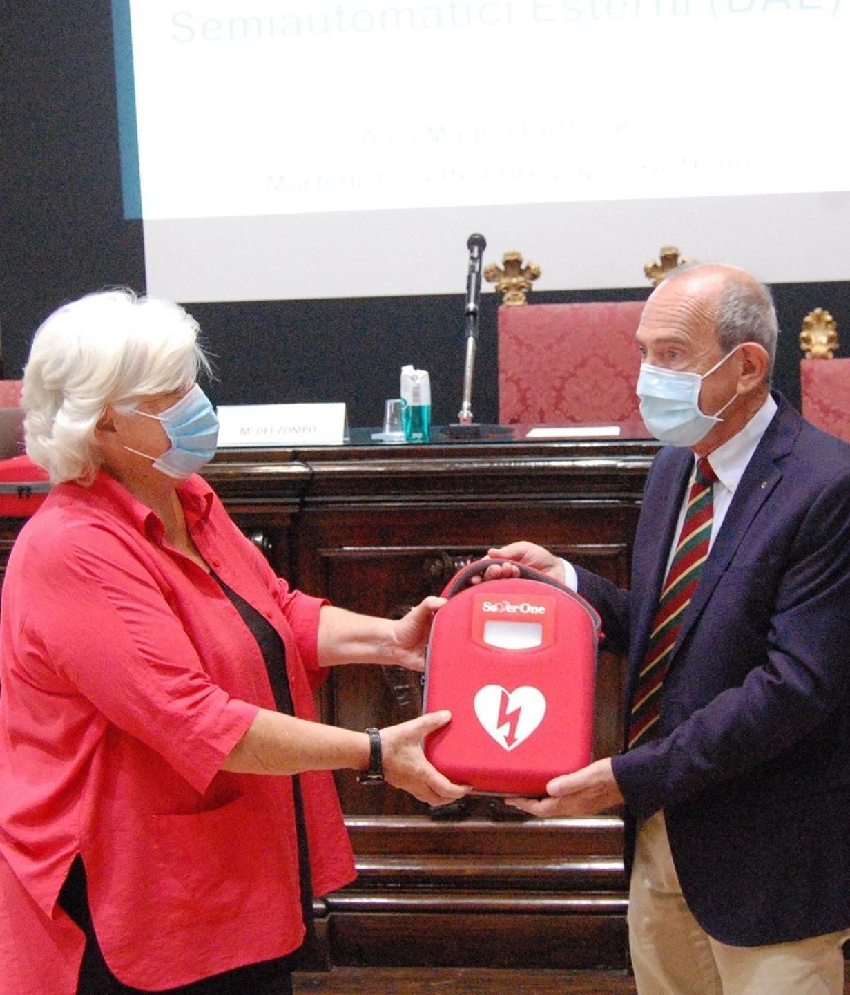 Rotary, 8 defibrillatori all’ateneo dopo la tragedia di un docente