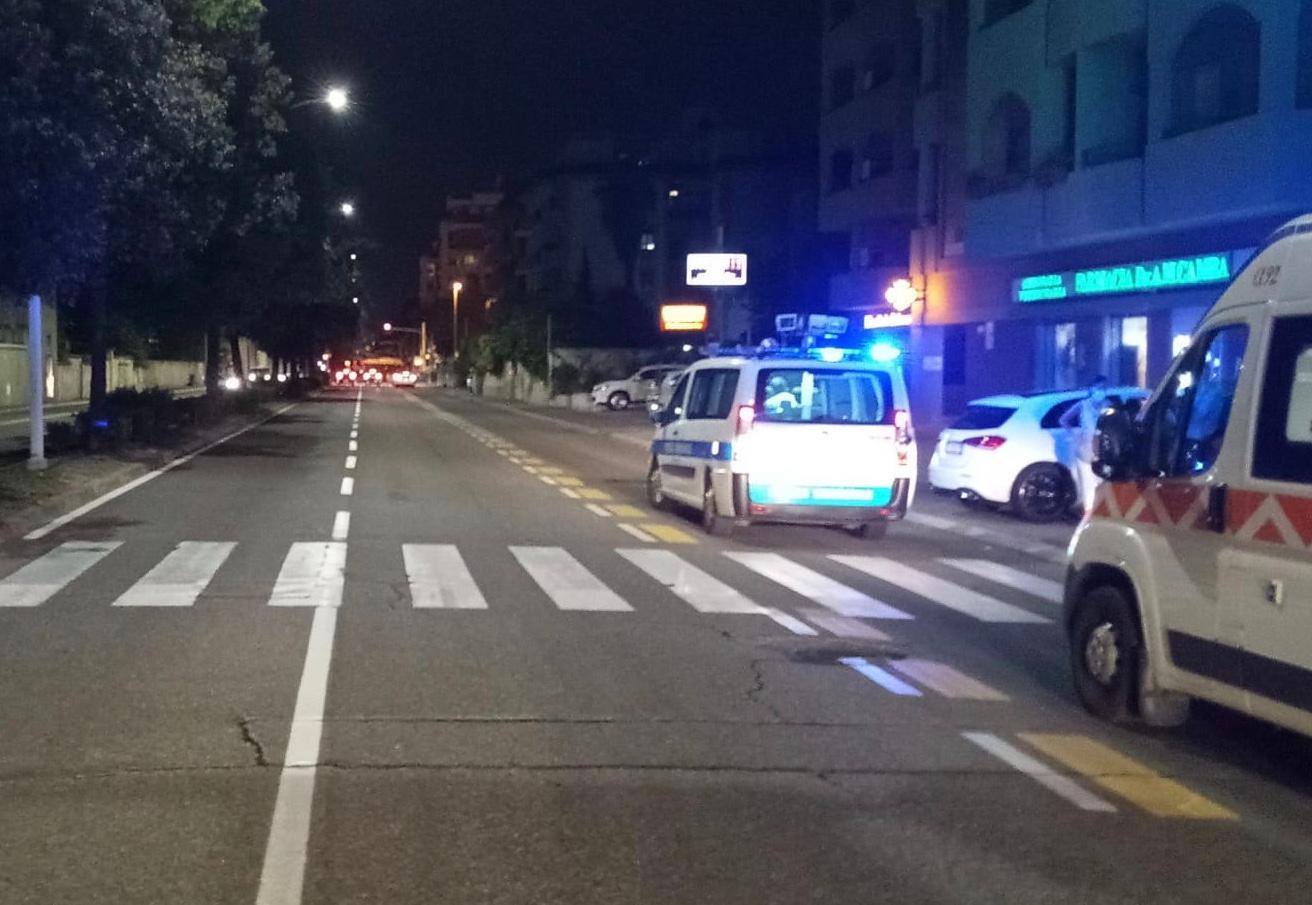 Cagliari, donna investita sulle strisce finisce in ospedale