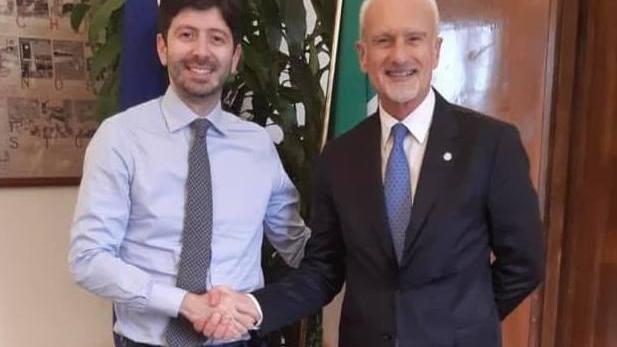 A scuola nessun positivo tra i docenti: «Ma ritardi per i risultati dei tamponi»