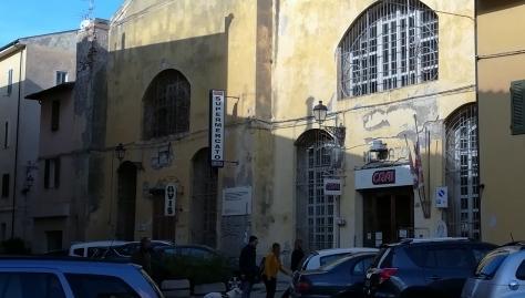 Galeazze, chiude il minimarket: il centro storico perde un pezzo 