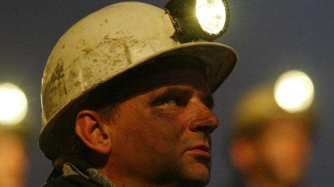 Francia: eredi minatori lotte del 1948 verso risarcimento