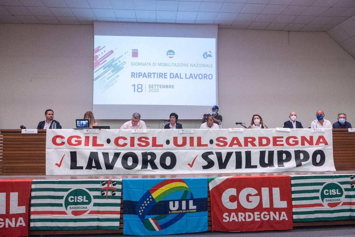 La manifestazione di Cagliari (foto mario rosas)