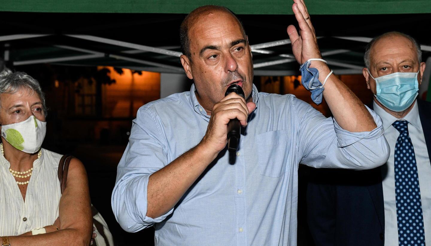 Zingaretti a Lucca lancia l’appello per l’unità a sinistra: «Votate Giani» 