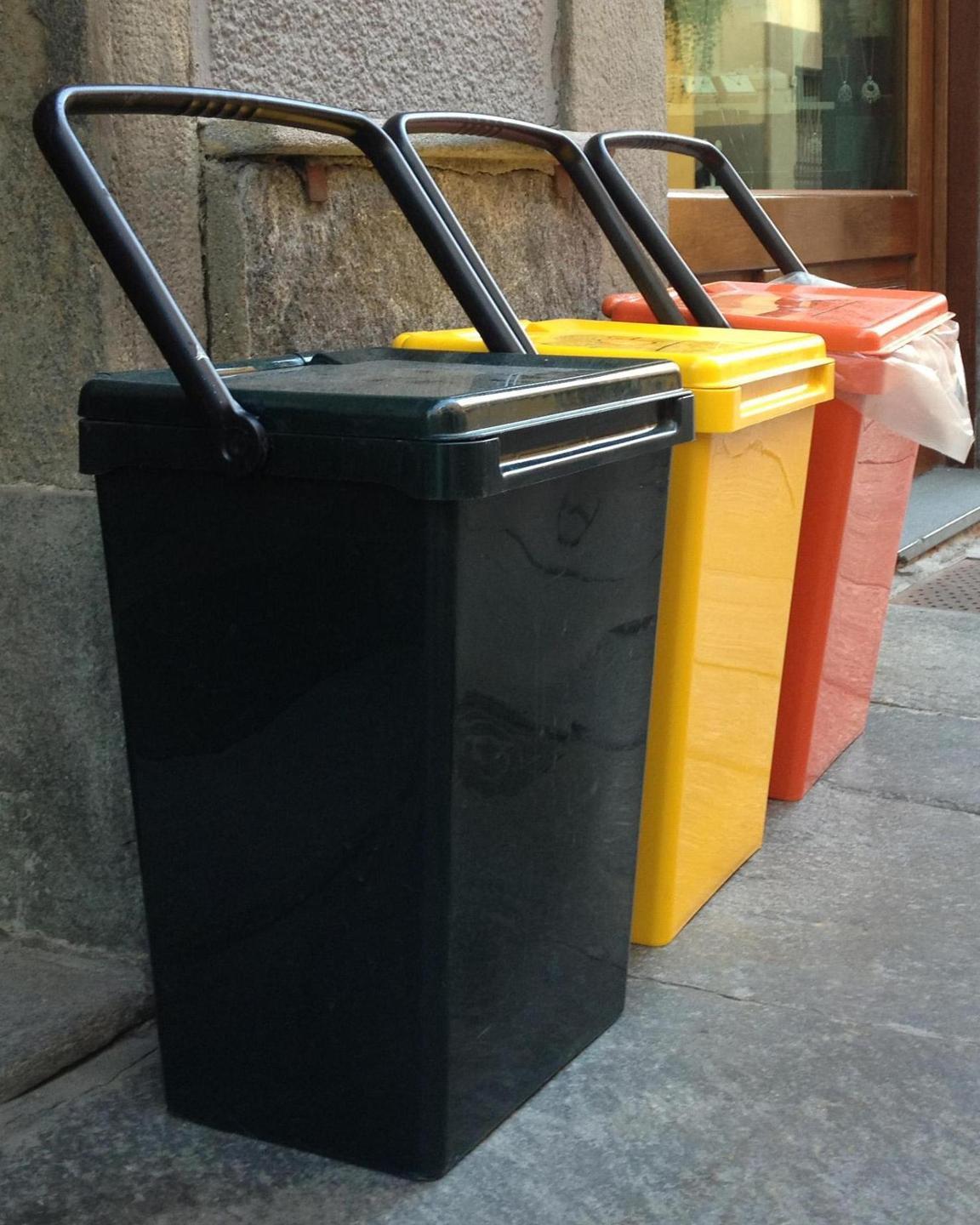 Rifiuti, arriva il porta a porta anche a Carrabuffas e Su Contu