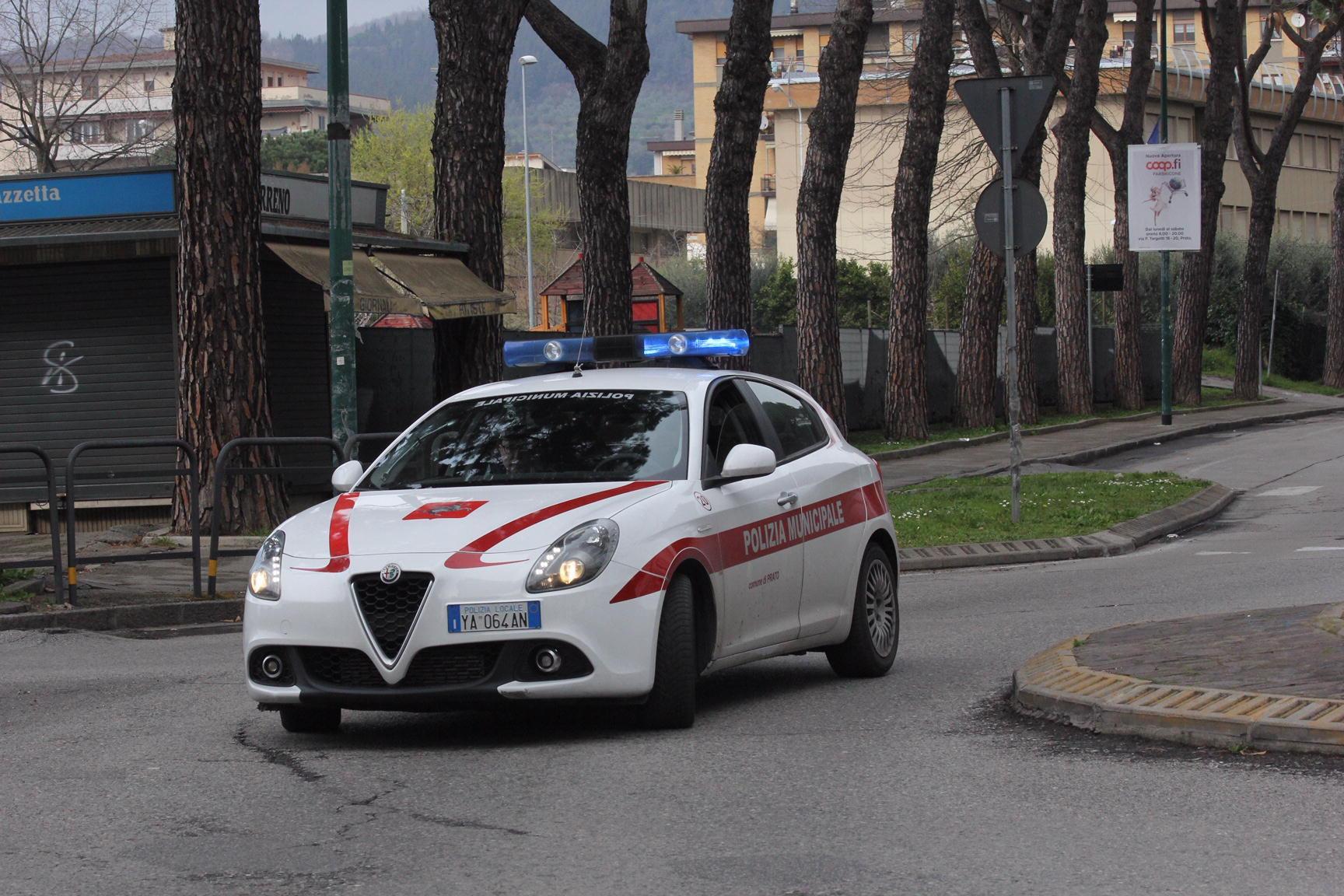 Una pattuglia della Municipale