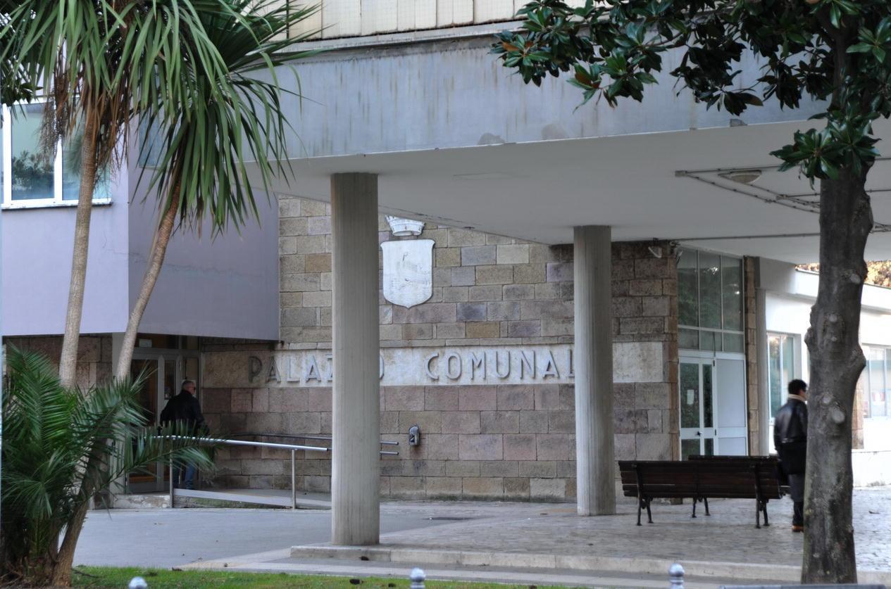 Il palazzo comunale di Follonica