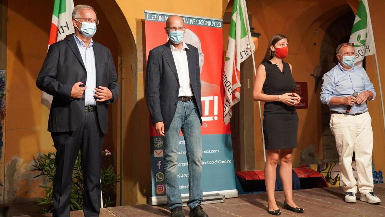 Veltroni su Betti: «Ha esperienza ed è un insegnante, mix ideale per un sindaco»
