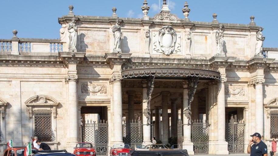 Belle auto e artigianato al top