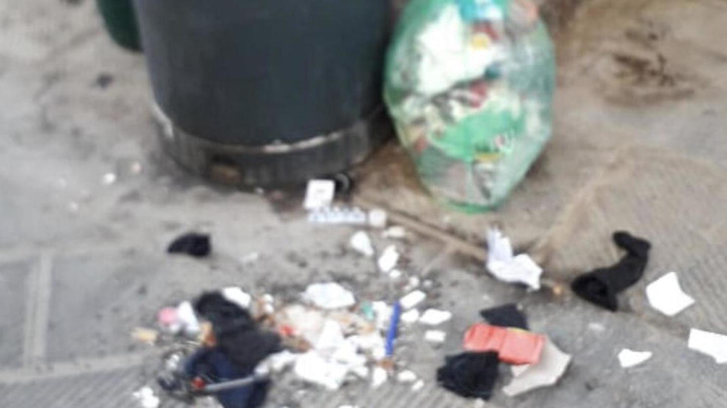 Ancora abbandono di rifiuti in pieno centro 