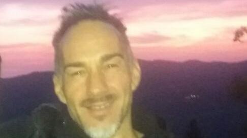Il sindaco: «Niente motiva l’uccisione di una donna»