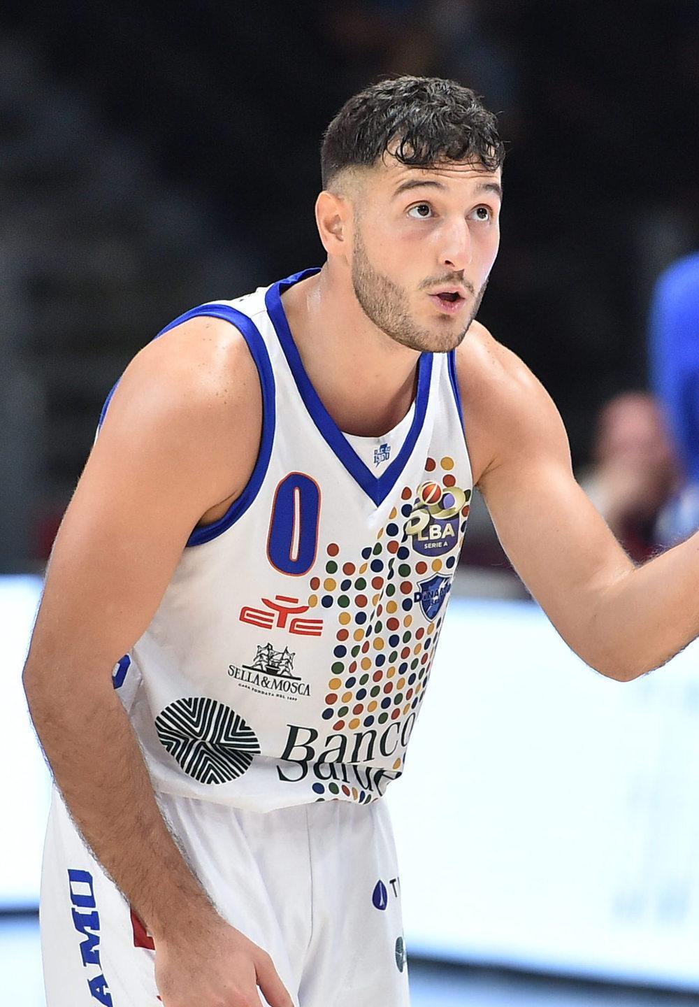 Grande Dinamo per 30 minuti poi la Virtus mette la freccia 