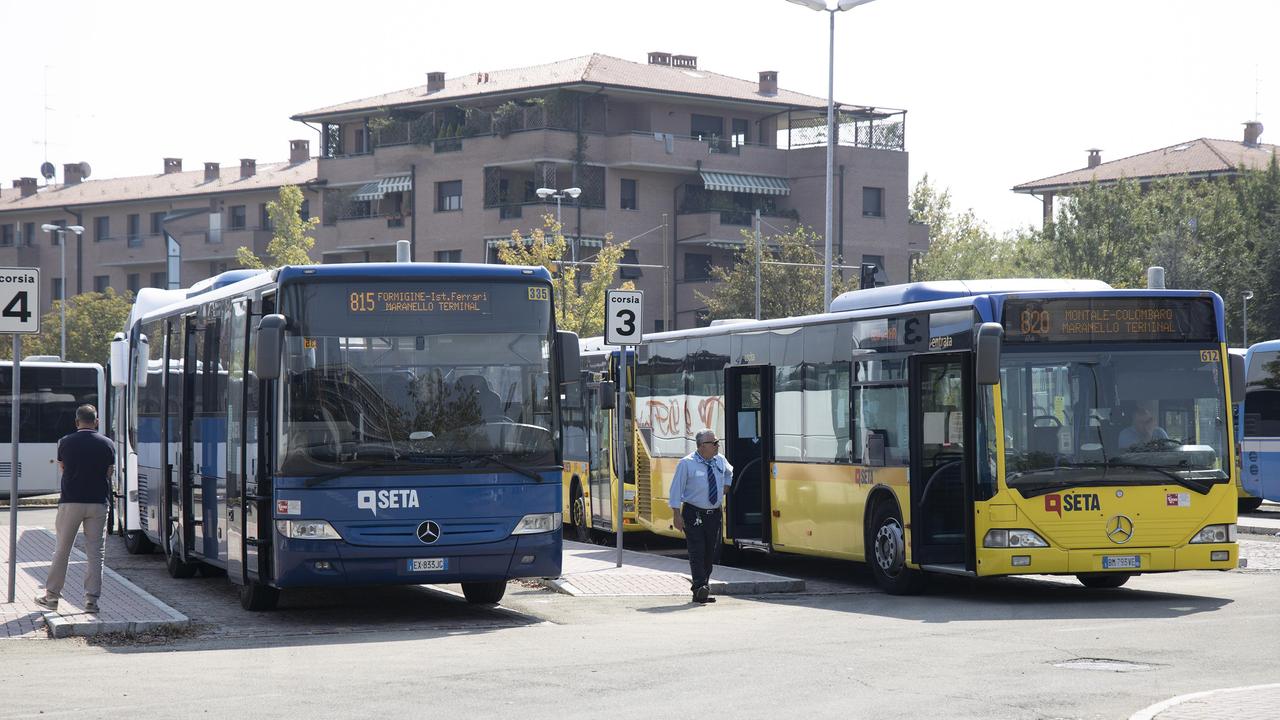 Modena Bus più vecchi e meno adatti ai disabili Ma i biglietti a Modena sono più cari