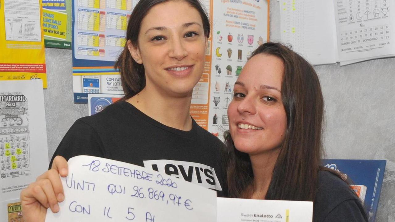 Vince 21mila euro al SuperEnalotto azzeccando un “5”