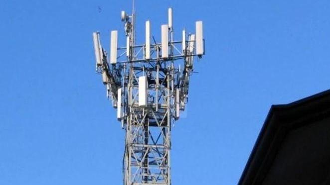 Le richieste per le antenne in città