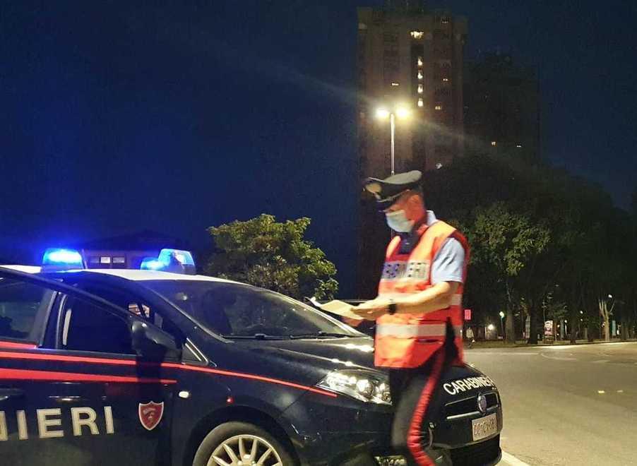 In tre fermati in strada dai carabinieri Guidavano ubriachi 