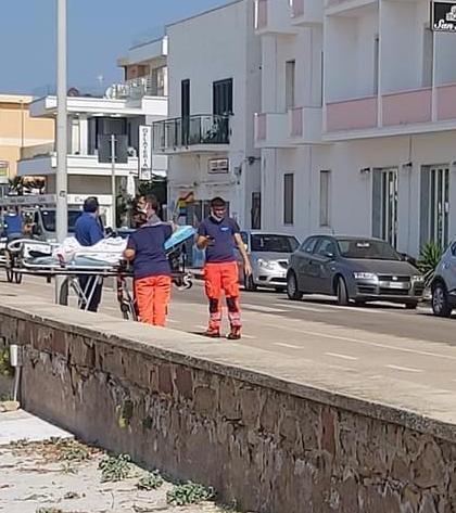Il sorriso di Anna Maria davanti al mare del Lido 