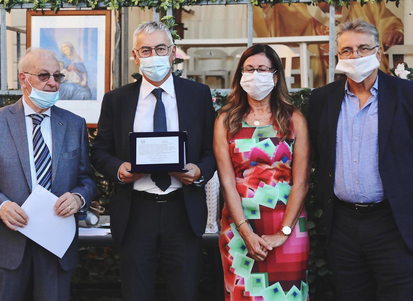 Premio all’impegno di medici, infermieri e giornalisti nel ricordo di Poggiolini 