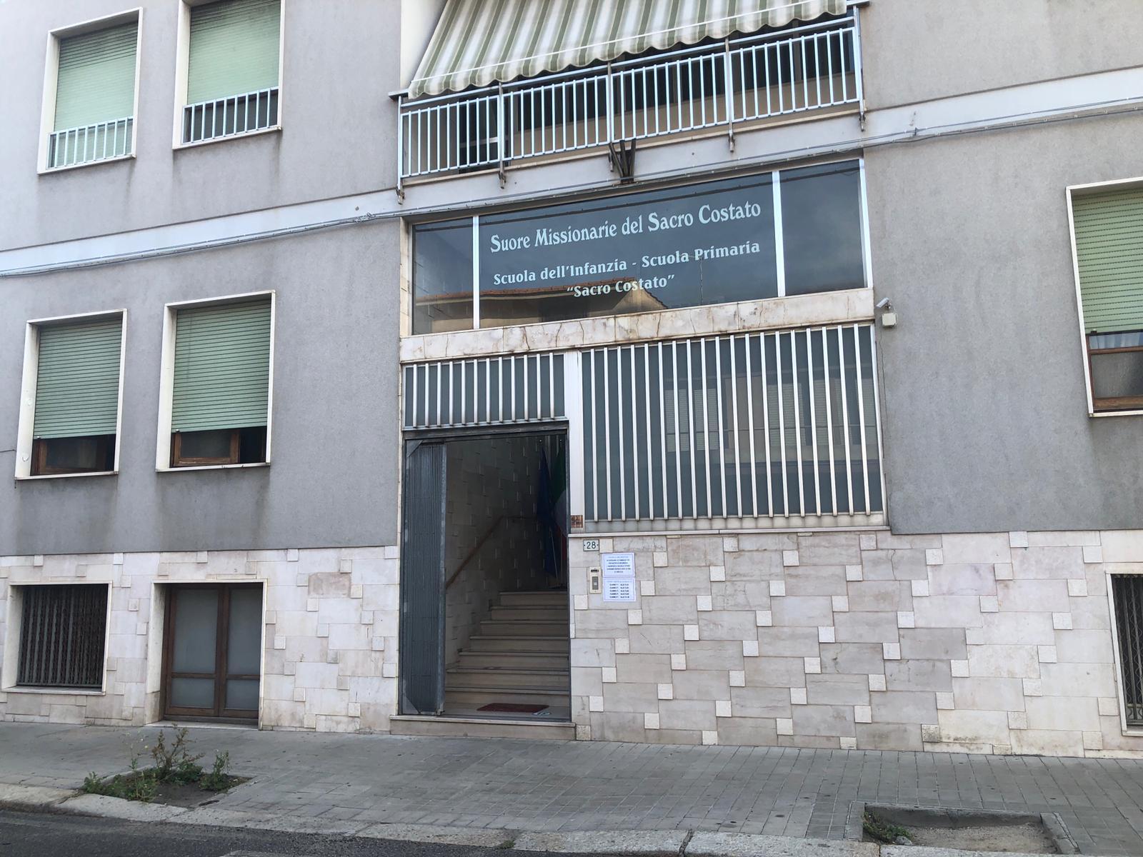 Oristano, scuola paritaria rinvia l'inizio delle lezioni per un caso di positività