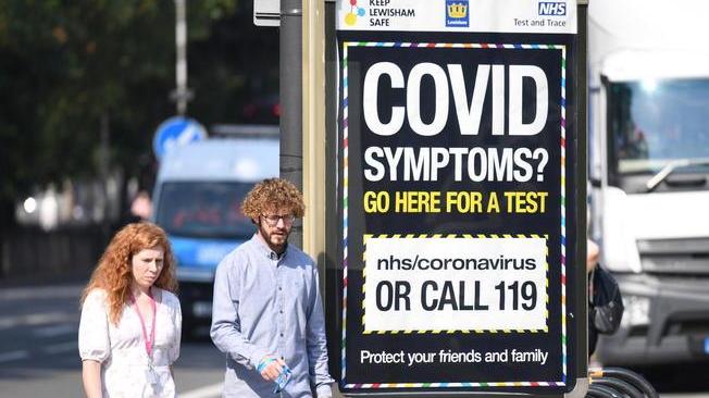 Coronavirus: Gb rischia 50.000 casi, 200 morti al giorno